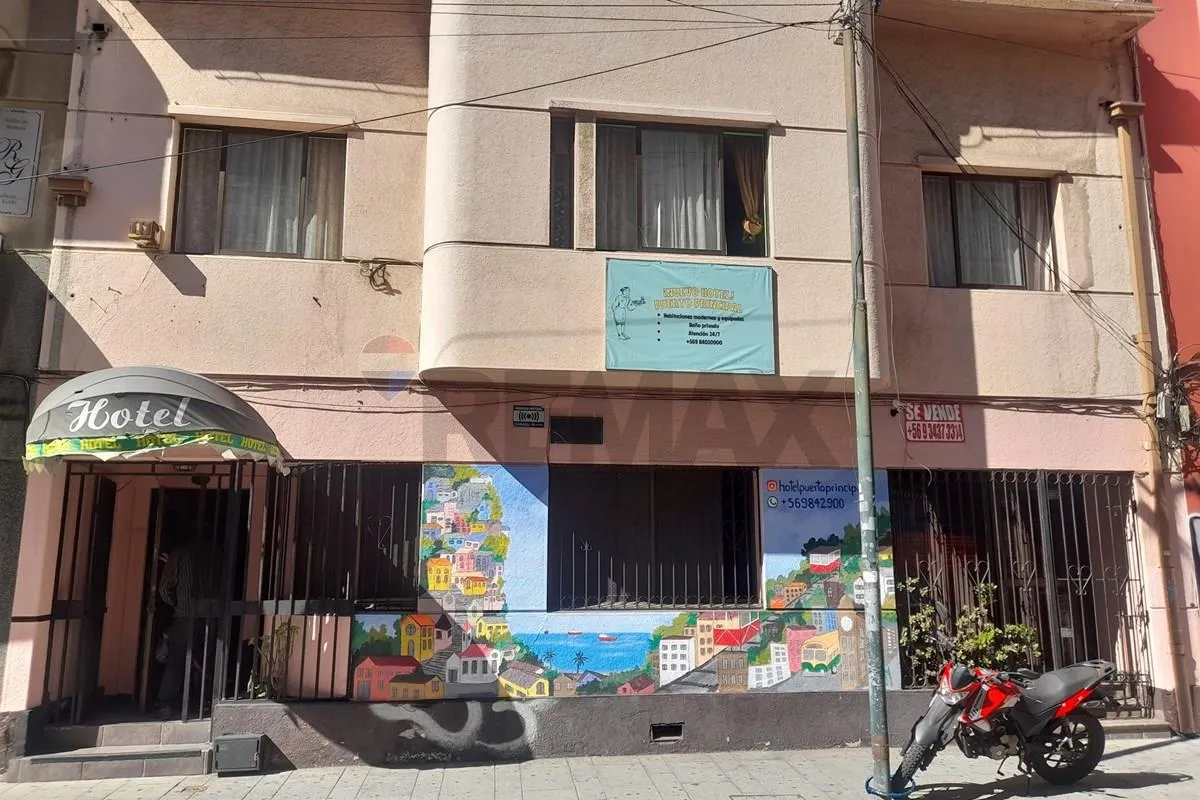 Imagen 1 de 24 de Se Vende Hotel-motel En Pleno Centro De Valparaíso