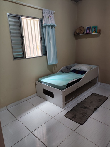 Casa 4 Cômodos E Um Banheiro