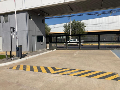Arriendo Bodega Nueva C/of De 338 M2 En Parque Industrial, S