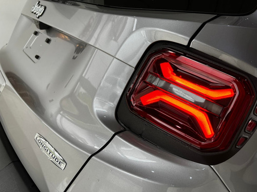 Imagen 8 de 20 de Jeep Renegade Longitude 2023 Entrega Inmediata Negro #13