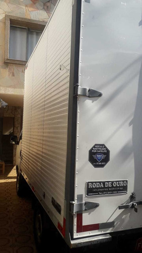 Imagem 2 de 4 de Kia Bongo Com Carroceria