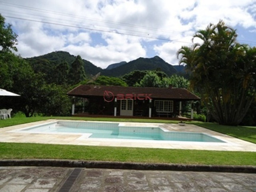 Imagem 2 de 30 de Sítio Com 172 Mil M² Em Vargem Grande. - St00129 - 32744432