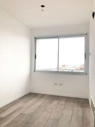 Departamento En Venta En Liniers