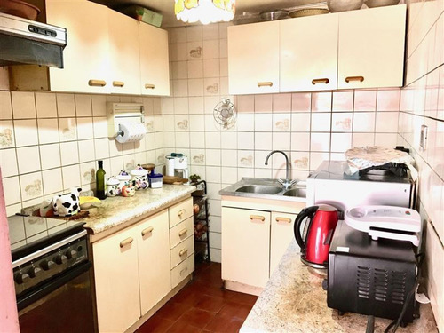 Gran Precio!! 2 Casas Juntas En 177 M2 De Terreno En Calle E