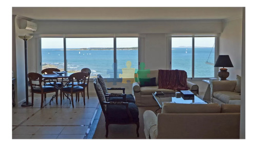 Primera Fila En Playa Mansa, 3 Suites + Dependencia. Espectacular Planta Y Excelente Vista - Ref : Eqp1739