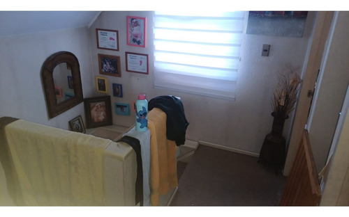 En Venta Casa 2 Pisos 3d / 2 Baños Galilea Los Ángeles $105