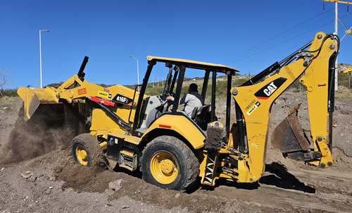Retroexcavadora Caterpillar 416f2 4x4 2017