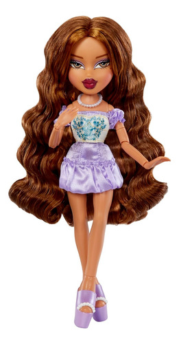 Bratz Goin Out ! Muñeca Yasmin .