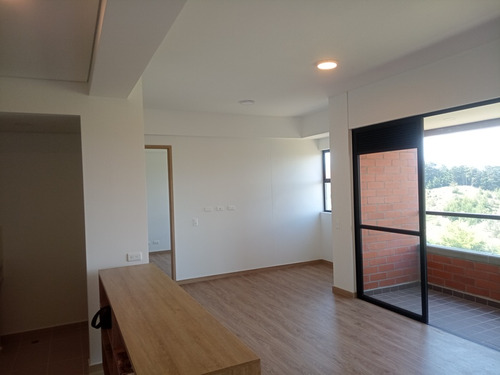 Apartamento En Arriendo Ubicado En Rionegro Sector Barro Blanco (22894).