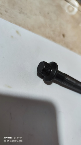 Tornillo De Bancada Nissan Xtrail 2.5 2023 2024 2025 (Usado)