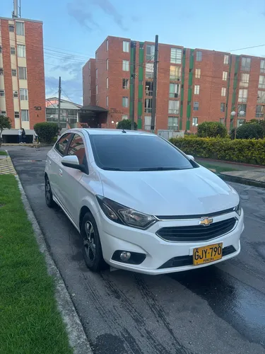 Chevrolet Onix 1.4 Ltz 5 p
