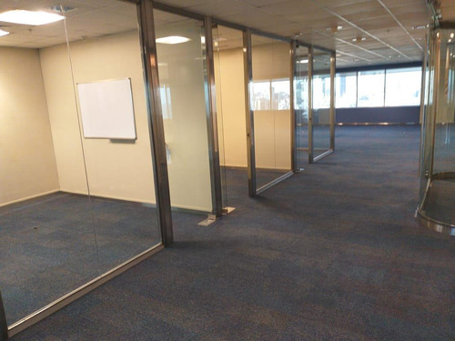 Imagen 4 de 21 de Oficina 1310 M2 Con 18 Cocheras - Torre Laminar Plaza - Catalinas