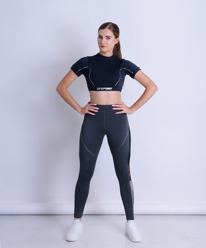 Conjunto Deportivo De Leggin Y Top Manga Corta