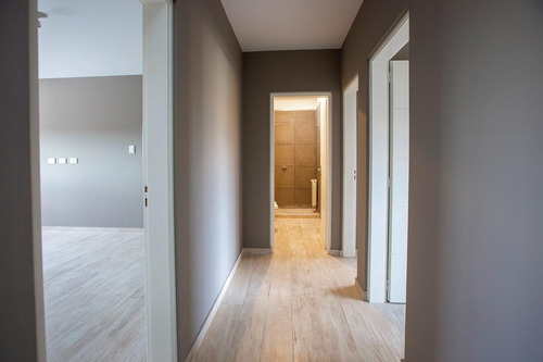 Imagen 20 de 23 de Venta! Duplex 3 Dorm. En Manantiales!!! Galeria, Asasor Y 2 Cocheras!!! 180m2!