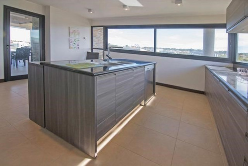 Imagen 13 de 26 de Departamento En Venta Ubicado En Punta Del Este, Punta Del Este / Maldonado