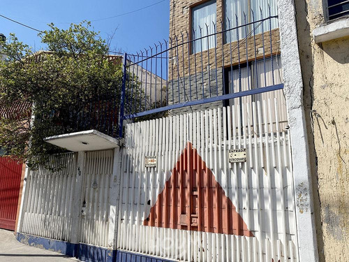 Imagen 2 de 19 de Casa En Pensador Mexicano, Venustiano Carranza Con 4 Recámaras, 270 M², Id: 44796