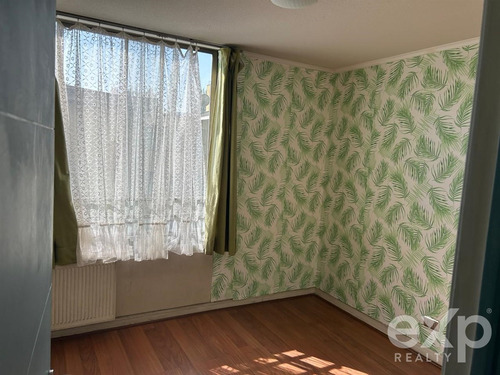 Departamento En Venta De 4 Dorm. En Ñuñoa, Excelente Estado