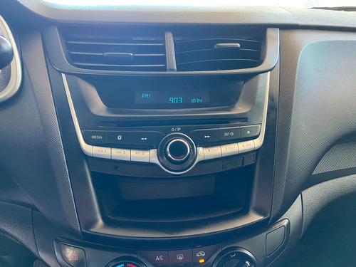 Imagen 9 de 10 de Chevrolet Aveo 2019 1.5 Ls Mt
