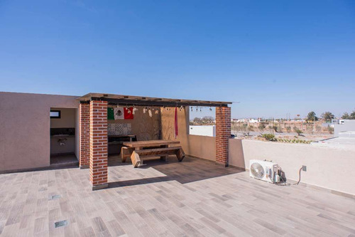 Casa De 3 Recámaras En Venta En San Miguel Ubicación, Rooftop Y Seguridad