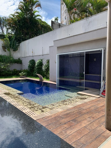 Imagem 1 de 18 de Luxuosa Casa Térrea Com 3 Quartos, 3 Suítes, 6 Vagas, Bairro Assunção, Santo André, Sp - Ca00013 - 69909355