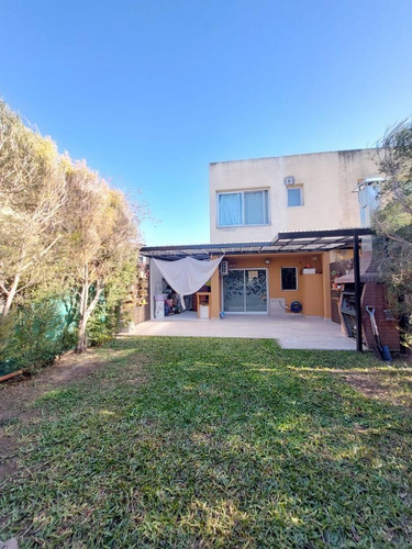 Imagen 18 de 19 de Casa Con Parque Y Parrilla En Los Robles