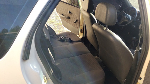 Imagem 12 de 17 de Fiat Palio Weekend