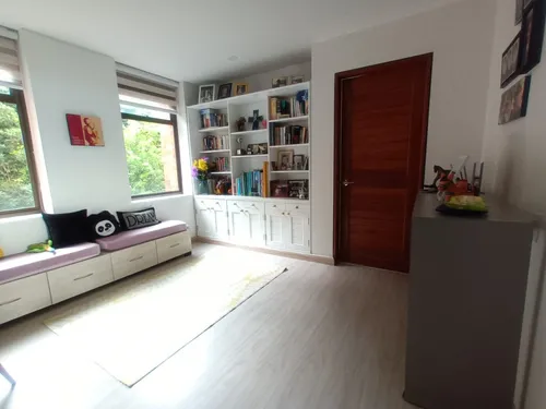 Apartamento En Venta En Cerros De Niza. Cod V1106013