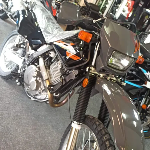 Enduro Suzuki Dr650 Se 2024 Japón - Financia Bbva