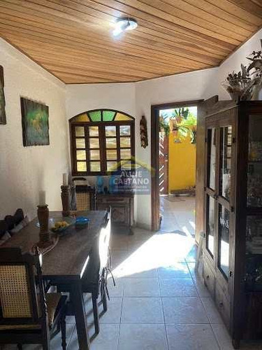 Casa Com 02 Dorm, 02 Vagas Na Garagem, Mais Edícula Com Suíte.. - Vvnt041