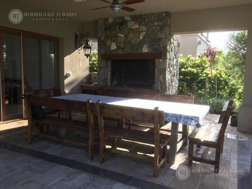 Imagen 5 de 21 de Espectacular Casa A Laguna En Santa Clara - Villanueva - Tigre - Alquiler 22 Dias De Febrero