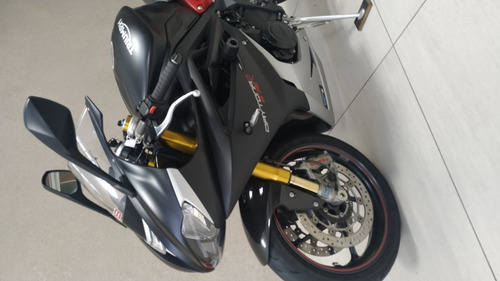 Triumph Daytona 675 R