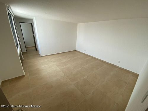 Imagen 14 de 14 de Zibata Inspira Casa En Esquina Con 3 Recamaras Y 205 Mts2 Qh.211955
