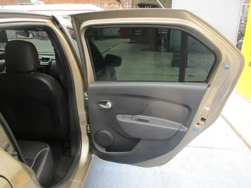 Renault Logan Zen 1600cc Mt Aa