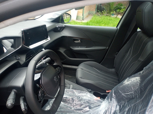 Peugeot 208 2021 1.6l Allure Tiptronic