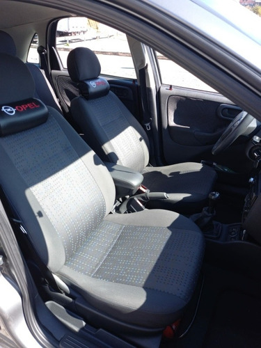 Imagem 8 de 15 de Chevrolet Corsa 2012 1.4 Maxx Econoflex 5p