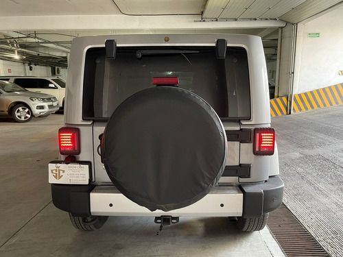 Jeep Wrangler 3.6 Unlimited Sahara 4x4 At