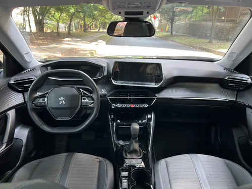 Peugeot 2008 1.2 Allure
