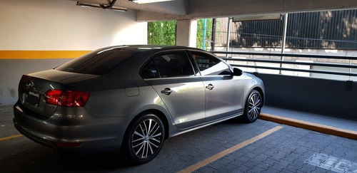 Volkswagen Vento 2.0 Sportline Tsi 200cv Bi-xenon Dsg 2014