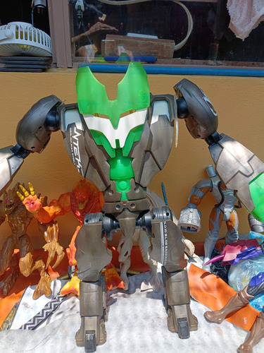 Robot De Juguete Nemo Verde (Usado)