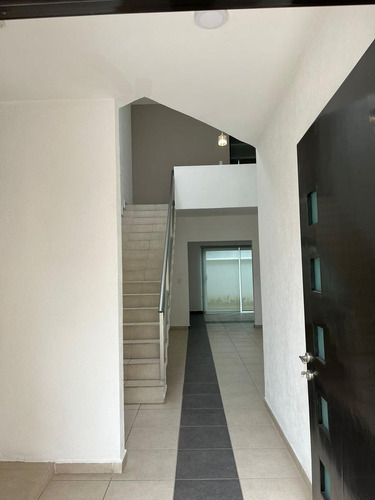 Fracc Las Palmas Casa En Venta Excelente Estado , 3 Recámaras Con A/c Y Persianas