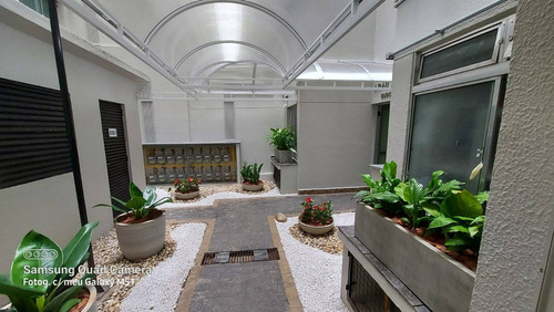 Imagem 11 de 13 de Apartamento Lindo Todo Reformado !!! - 133