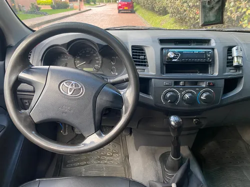 Toyota Hilux 2.7 Imv