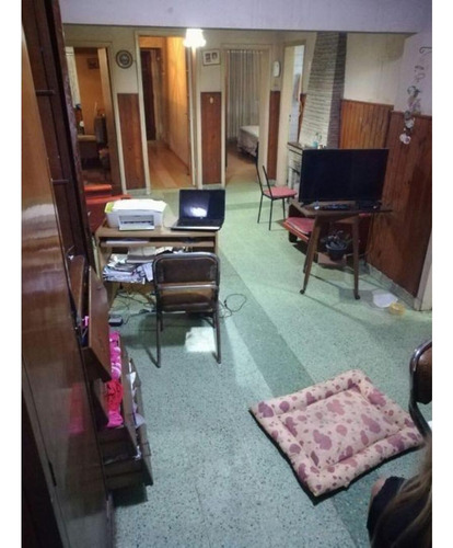 Casa En Excelente Ubicacion Acepta Permuta !!!!!