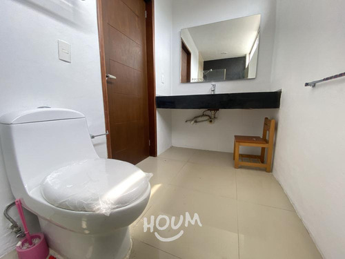 Casa En La Tijera, Tlajomulco De Zúñiga Con 3 Recámaras, 258 M², Id: 153643
