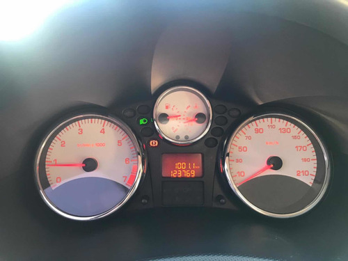 Peugeot 207 2012 1.4 Xs