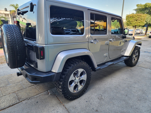 Jeep Wrangler 3.6 3p Sahara 4x4 At