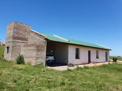 Imagen 3 de 24 de Barrio Los Algarrobos, Casa De Dos Dormitorios Vista Al Rio