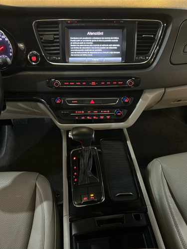 Kia Carnival 2.2 Crdi Ex Premium Avn