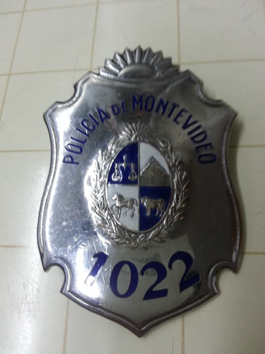 Antigua Chapa O Placa De La Policía De Montevideo