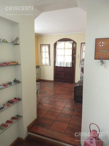 Imagen 8 de 30 de Casa En Zona Residencial De Fisherton 4 Dormitorios